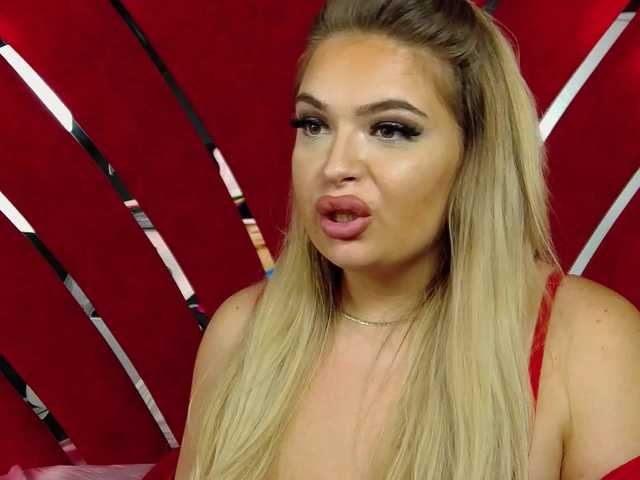 AmelyaNyx — live female cam