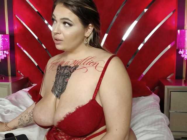 AmelyaNyx live cam on BongaCams