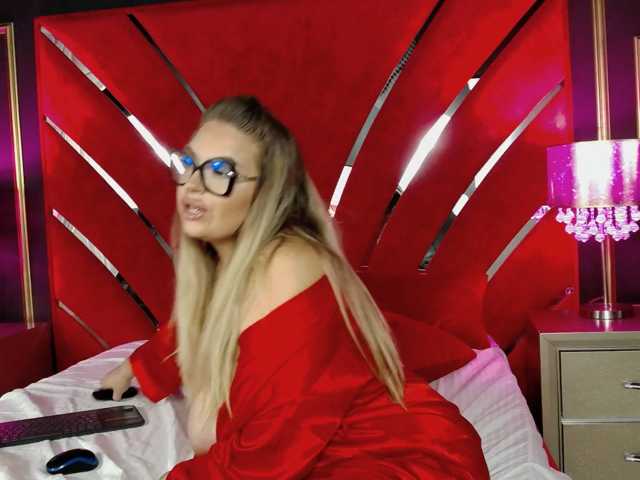 AmelyaNyx live cam on BongaCams