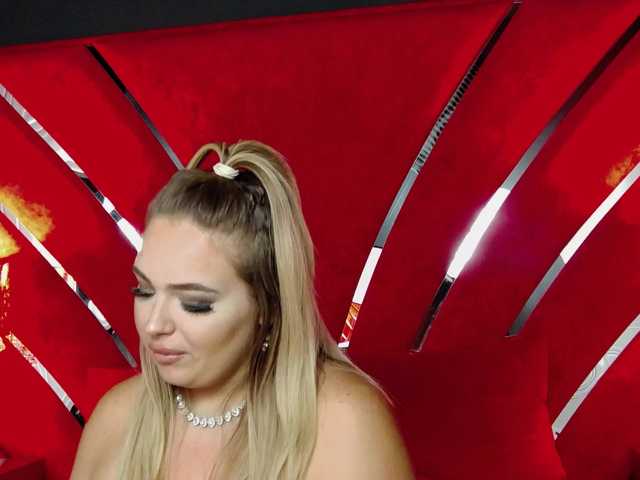 AmelyaNyx live cam on BongaCams
