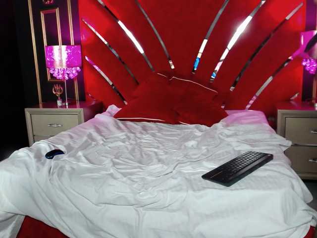 AmelyaNyx live cam on BongaCams
