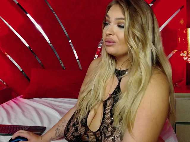 AmelyaNyx live cam on BongaCams