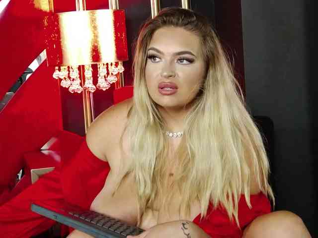 AmelyaNyx webcam