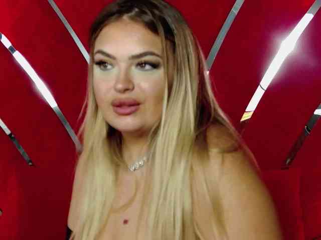AmelyaNyx AmelyaNyx