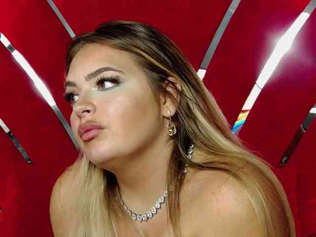 AmelyaNyx AmelyaNyx