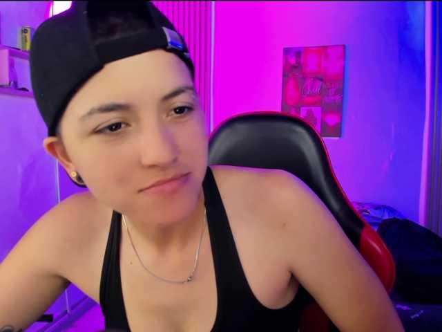 nicocoox live cam on BongaCams