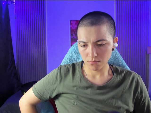 nicocoox's BongaCams show and profile