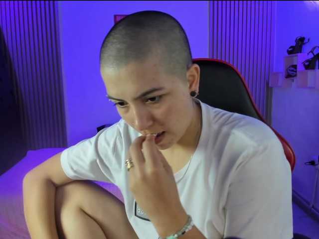 nicocoox live cam on BongaCams