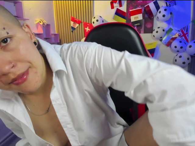 nicocoox live cam on BongaCams