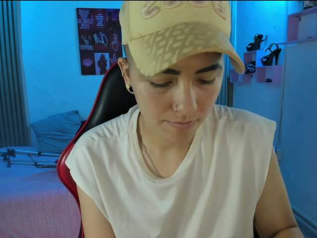 nicocoox live cam on BongaCams