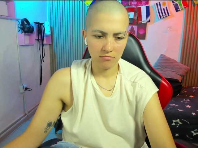 nicocoox live cam on BongaCams