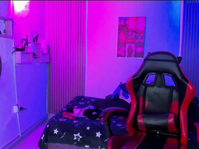 nicocoox live cam on BongaCams
