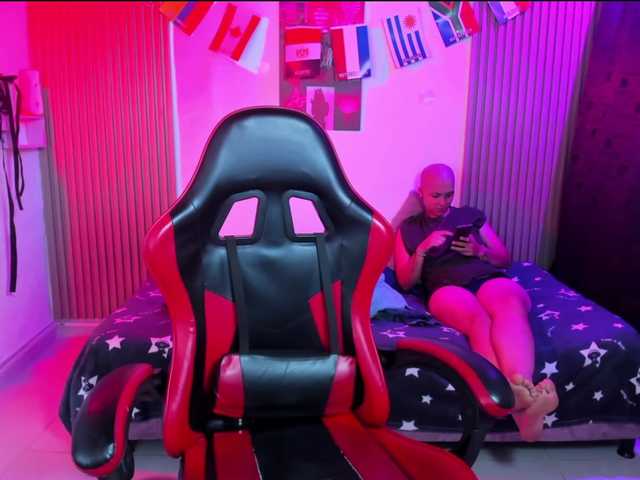 nicocoox live cam on BongaCams