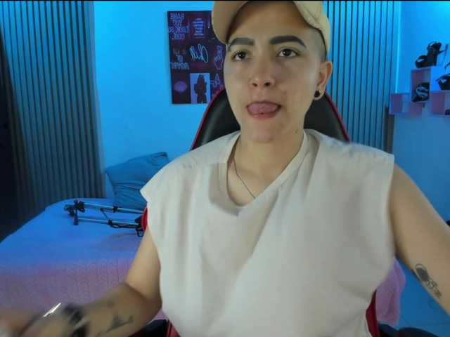 nicocoox live cam on BongaCams