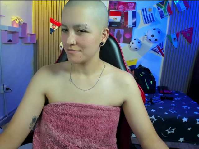 nicocoox live cam on BongaCams