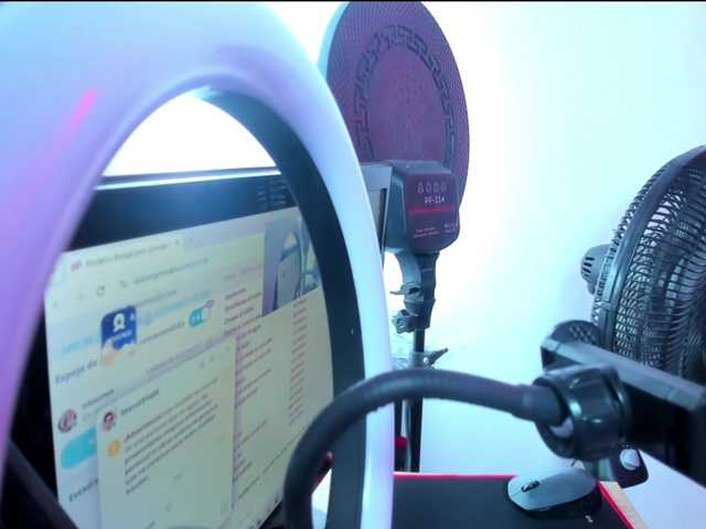 nicocoox live cam on BongaCams