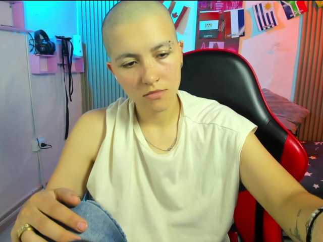 nicocoox live cam on BongaCams