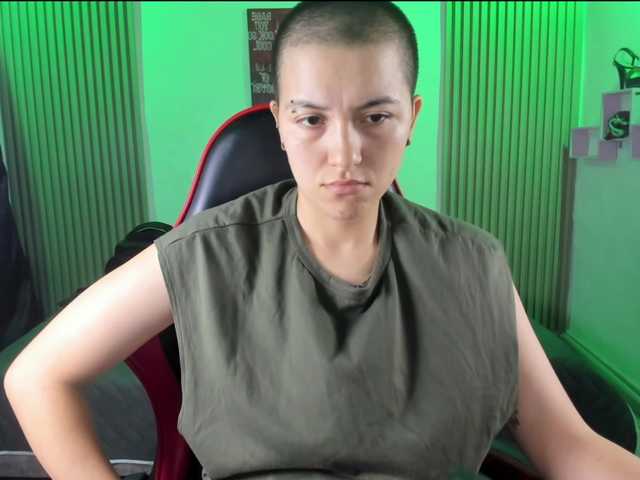 nicocoox's BongaCams show and profile