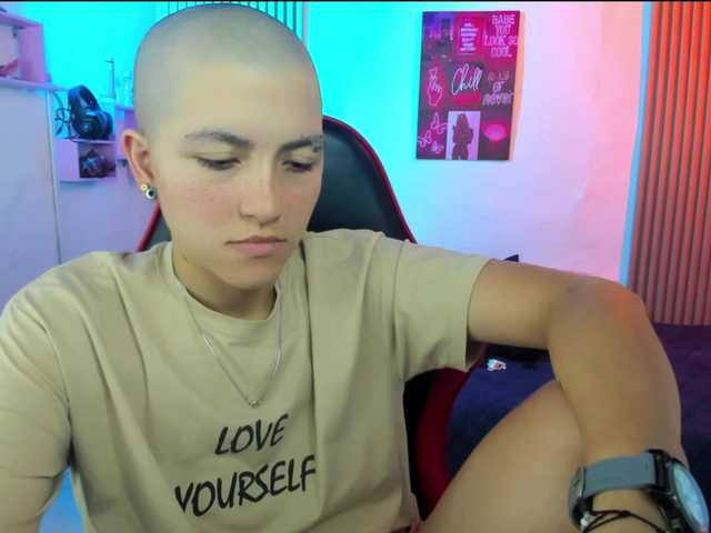 nicocoox live cam on BongaCams