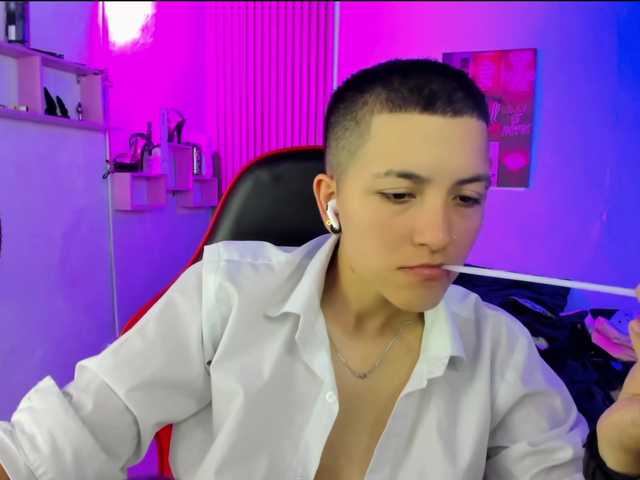 nicocoox live cam on BongaCams