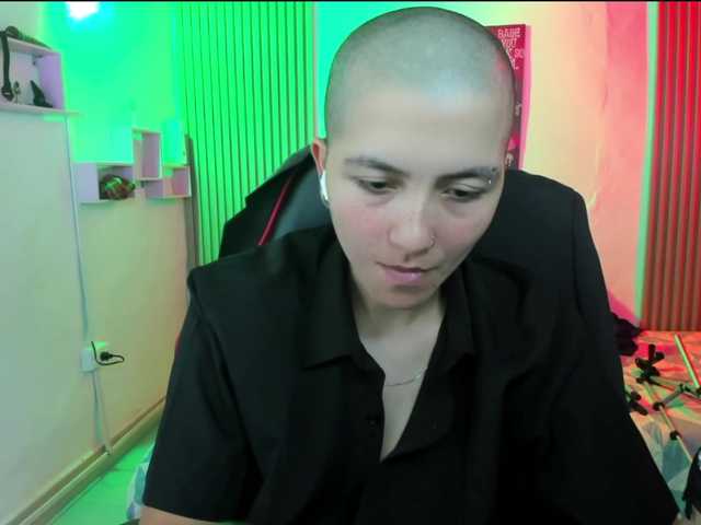nicocoox live cam on BongaCams
