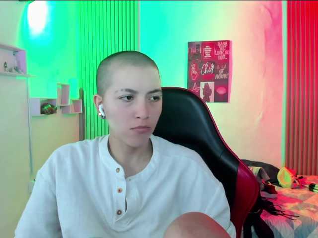 nicocoox live cam on BongaCams