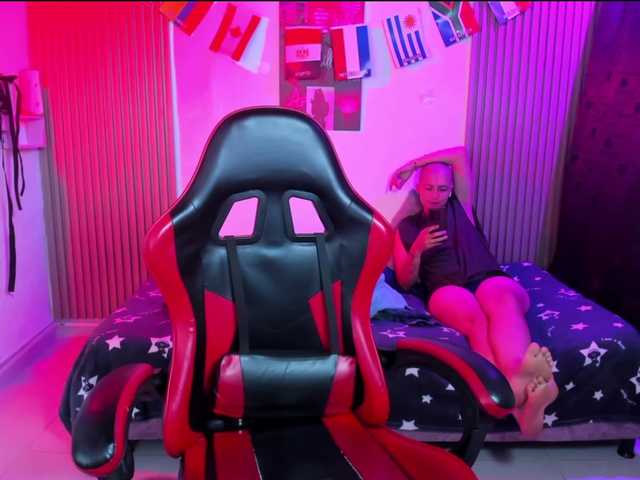 nicocoox live cam on BongaCams