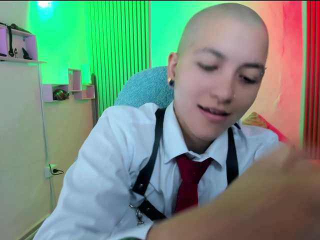 nicocoox live cam on BongaCams