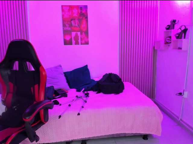 nicocoox live cam on BongaCams