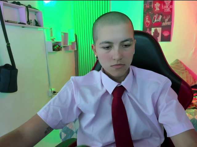 nicocoox live cam on BongaCams