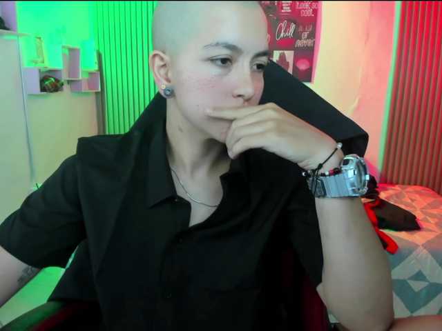 nicocoox live cam on BongaCams