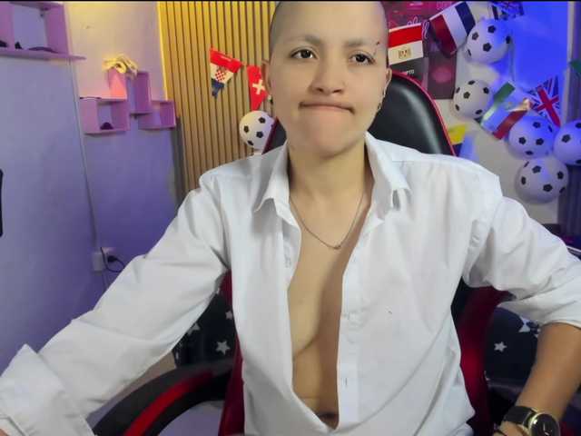 nicocoox live cam on BongaCams