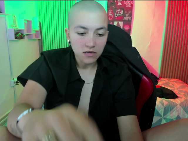 nicocoox live cam on BongaCams