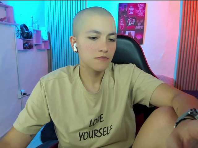 nicocoox live cam on BongaCams