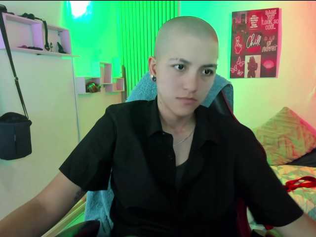 nicocoox live cam on BongaCams