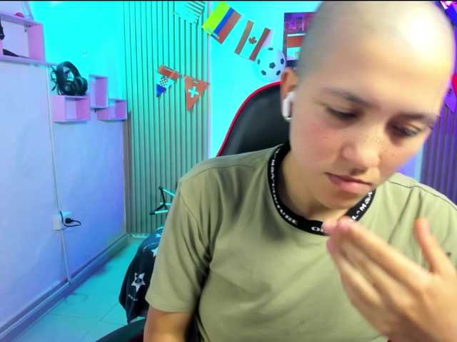 nicocoox live cam on BongaCams