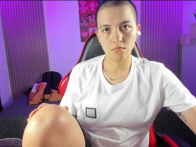 nicocoox's BongaCams show and profile