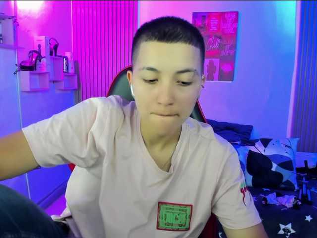 nicocoox live cam on BongaCams