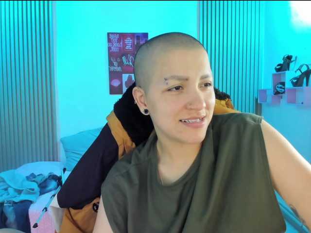 nicocoox live cam on BongaCams