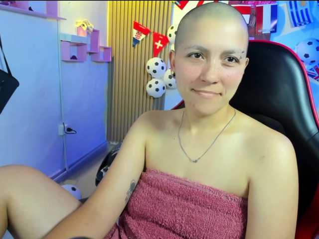 nicocoox live cam on BongaCams