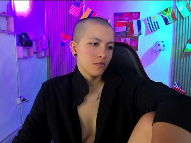 nicocoox live cam on BongaCams