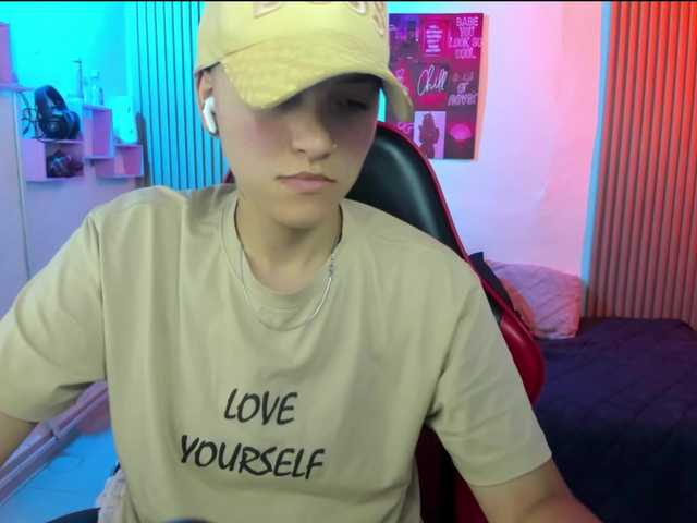 nicocoox live cam on BongaCams