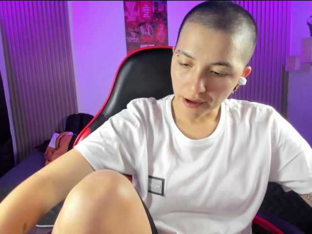 nicocoox's BongaCams show and profile