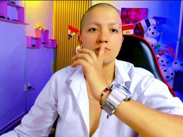 nicocoox live cam on BongaCams