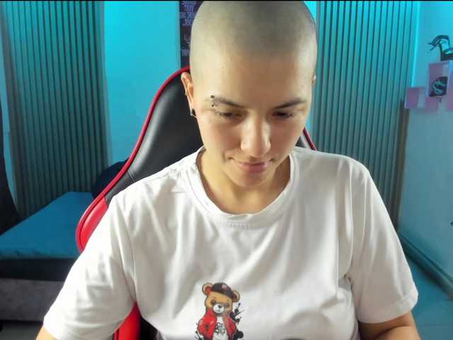 nicocoox's BongaCams show and profile