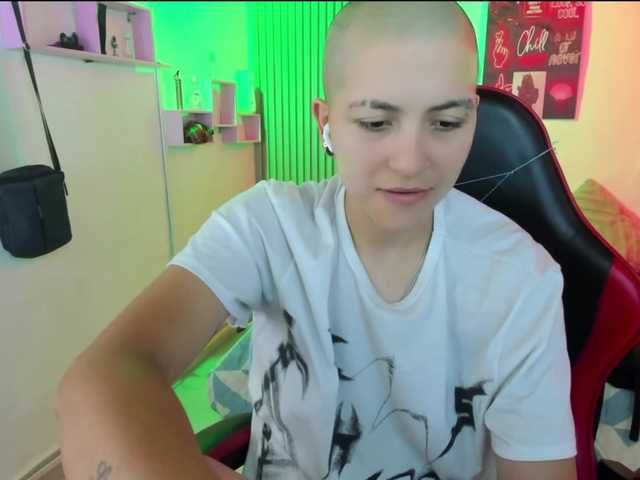 nicocoox live cam on BongaCams