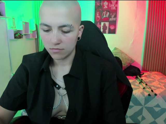 nicocoox live cam on BongaCams