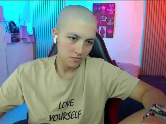 nicocoox live cam on BongaCams