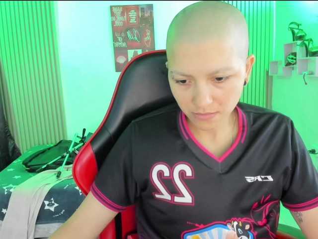 nicocoox live cam on BongaCams