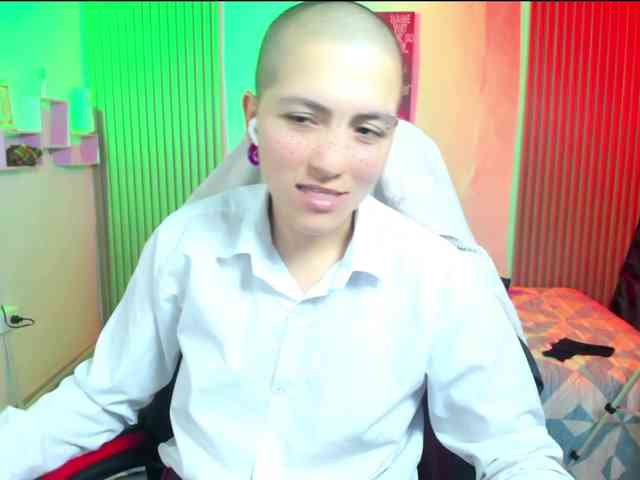 nicocoox Live Webcam on BongaCams